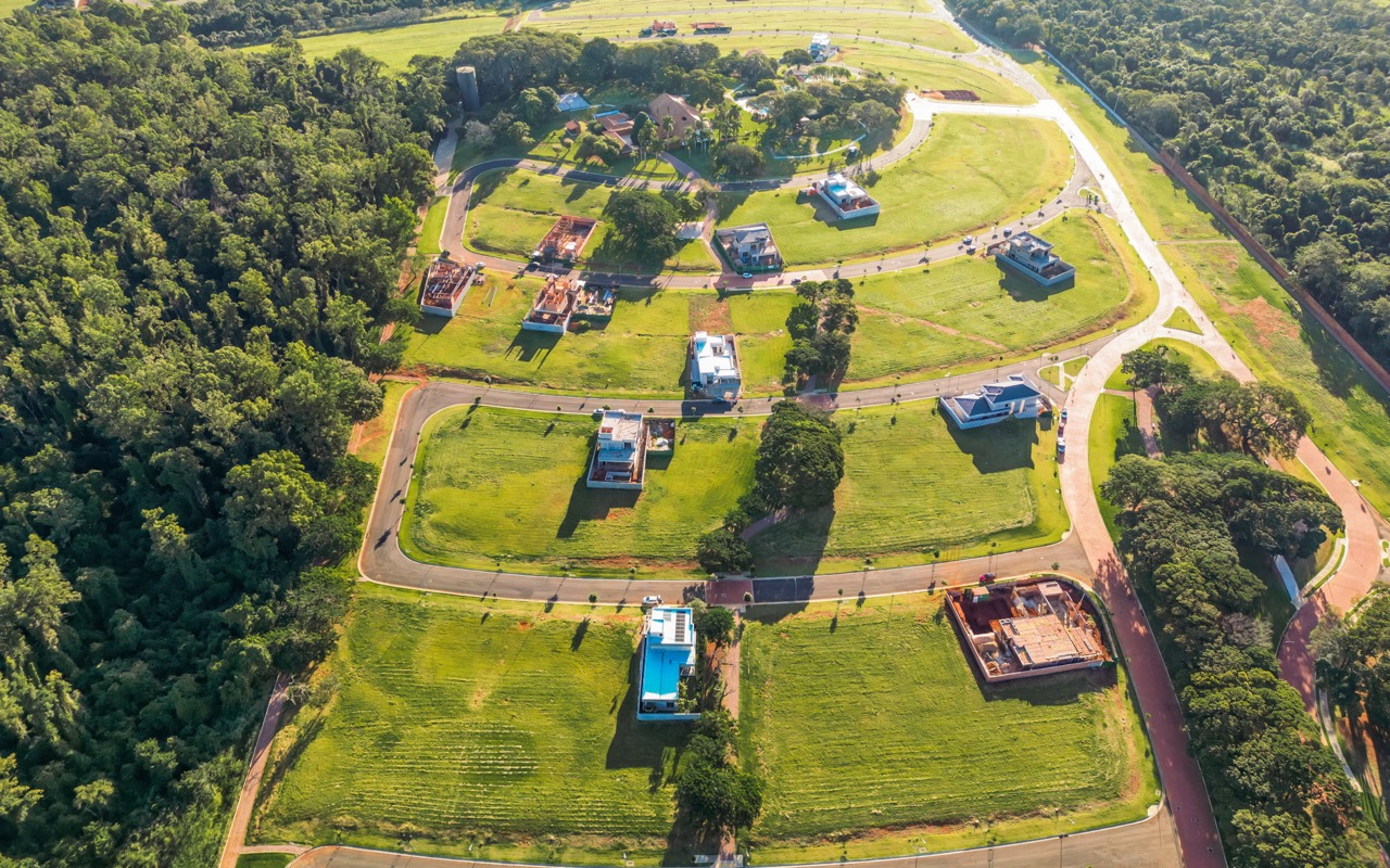 Lote em Condomínio