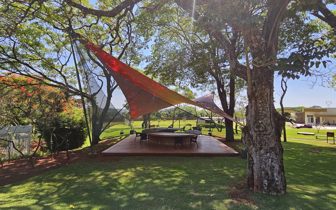 Lote em Condomínio