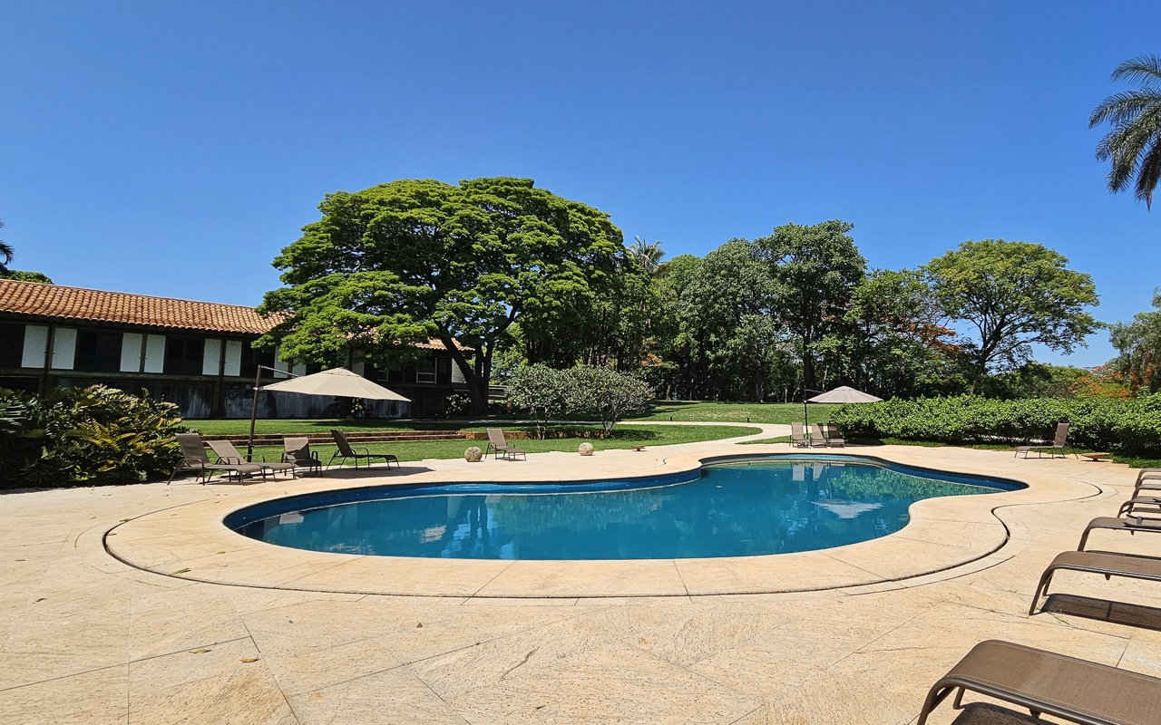 Lote em Condomínio